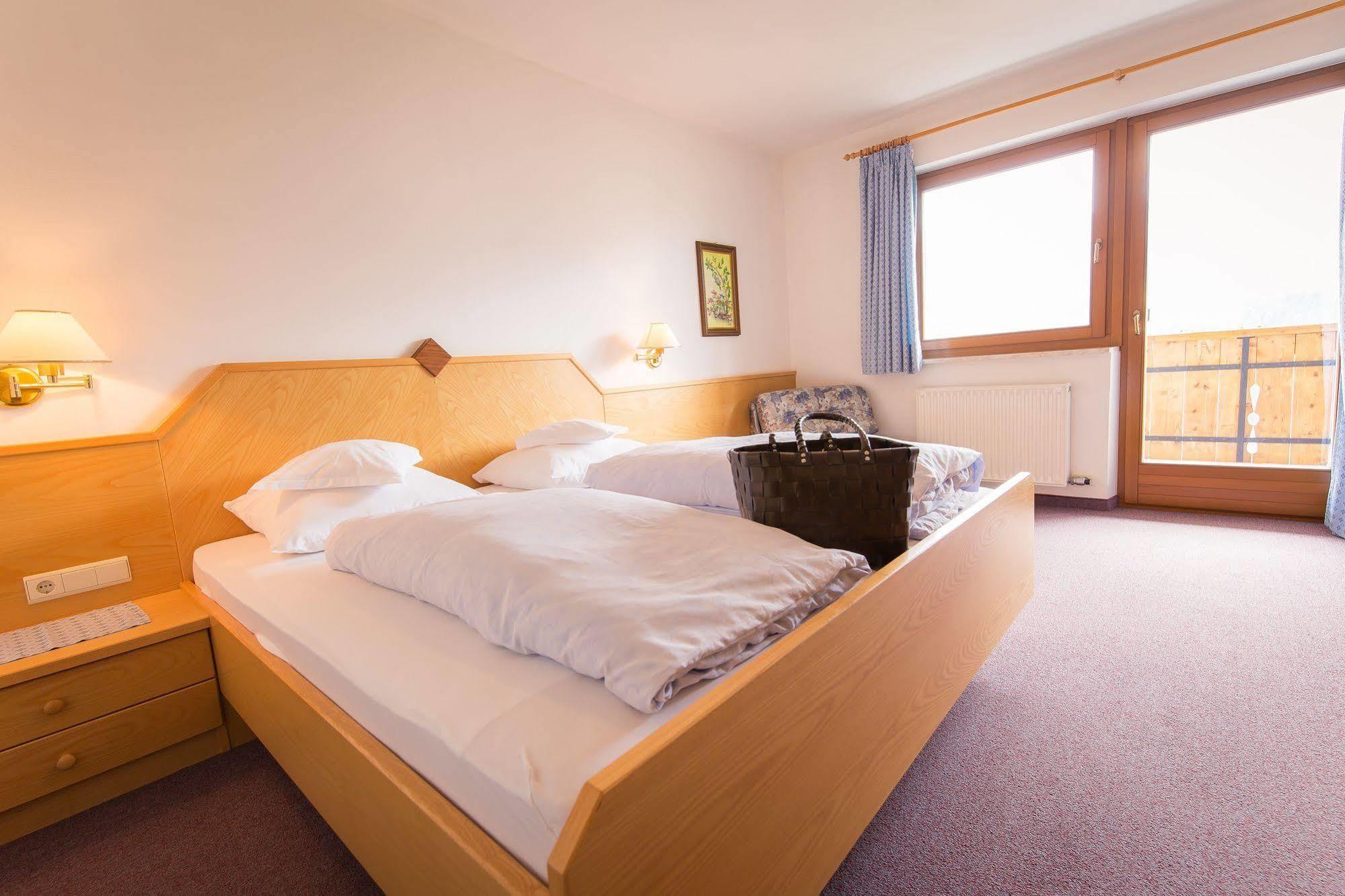 Hotel Alpenland Moso Kültér fotó